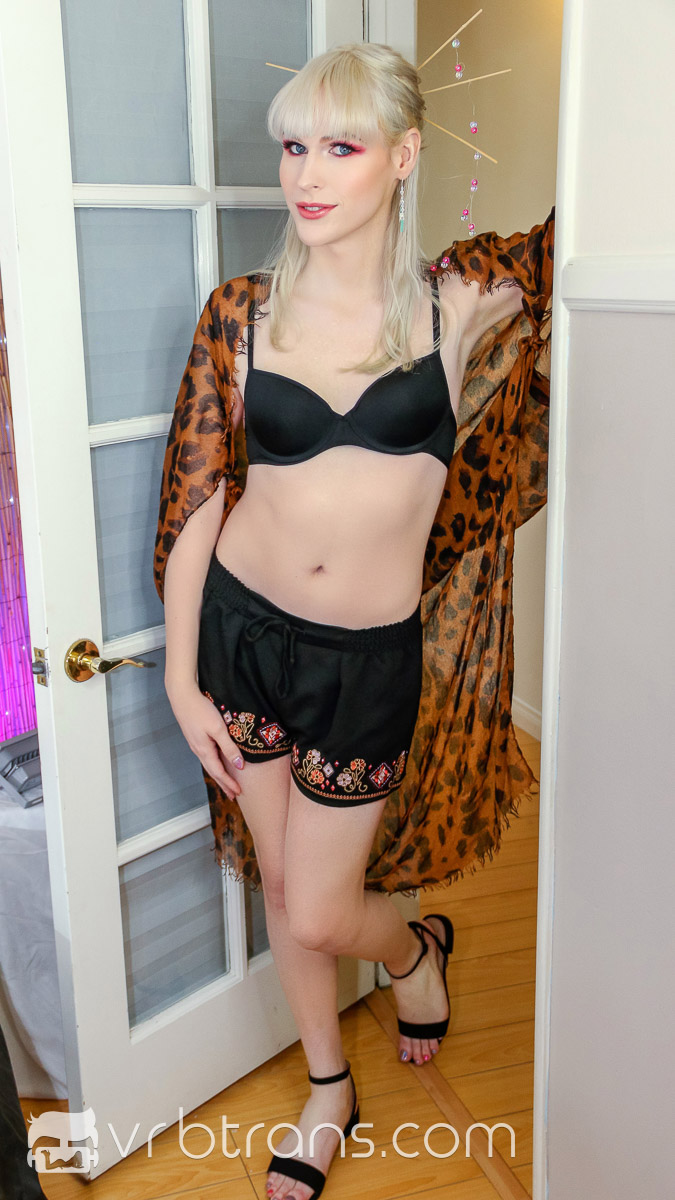 Head To Toe (Lianna Lawson)